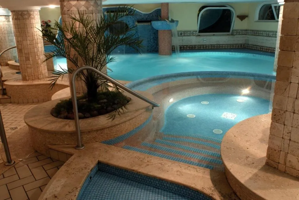 Pool, Hotel Tritone Resort & Spa, Naples