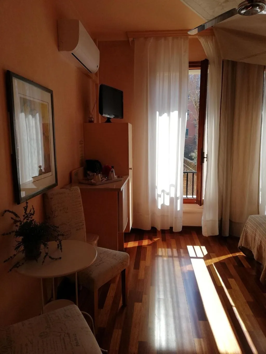 Room, 328 Il Veliero Romantico, Venice