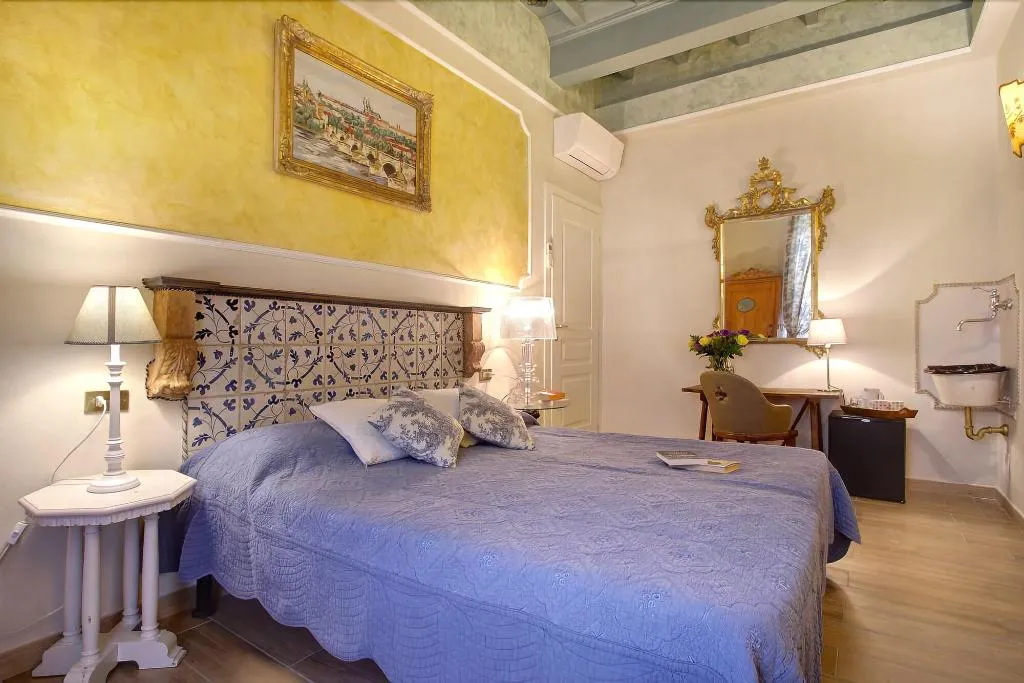 Room, Relais Grand Tour & Grand Tour Suites, Florence
