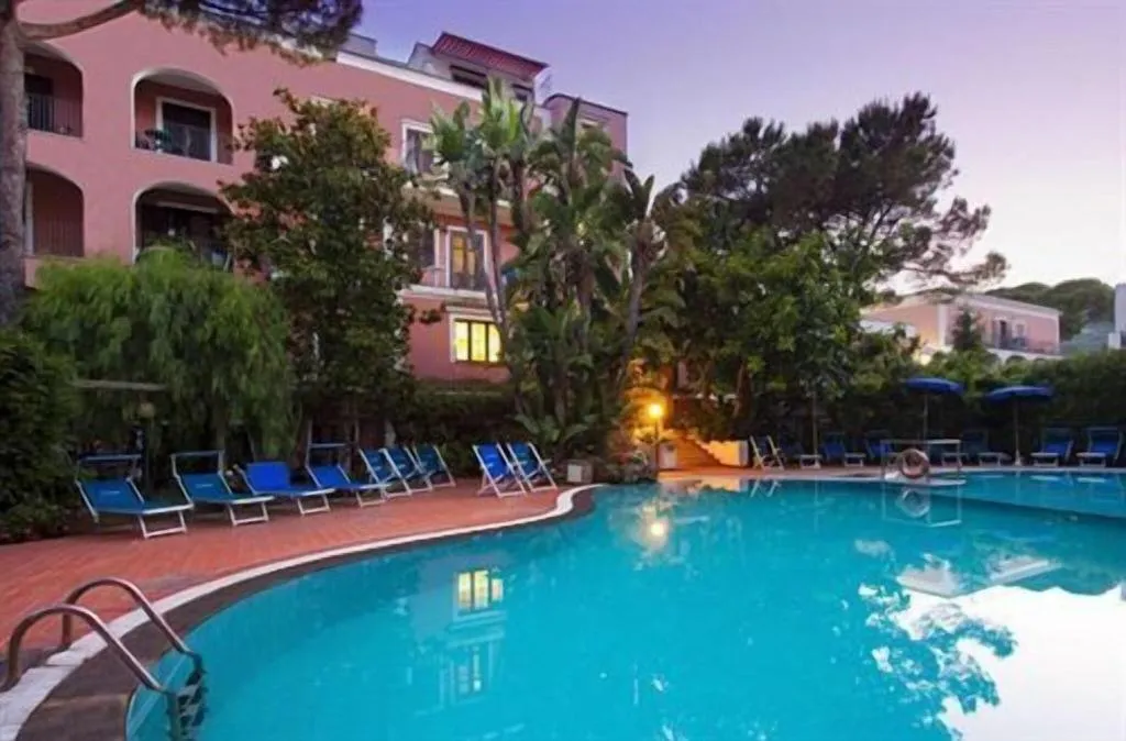 Pool, Terme San Valentino, Naples