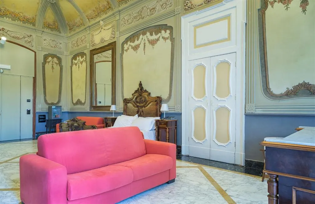 SUITE CAPACITY 4 Room, Villa Signorini Hotel, Naples