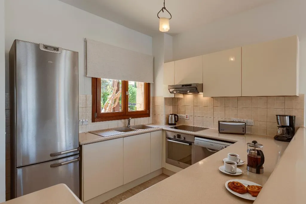 VILLA THREE BEDROOMS WITH PRIVATE POOL Room, Aphrodite Hills Rentals – Junior Villas, Cyprus