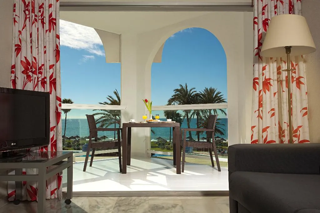 APARTMENT TWO BEDROOMS Room, Ona Marinas de Nerja, Costa Del Sol