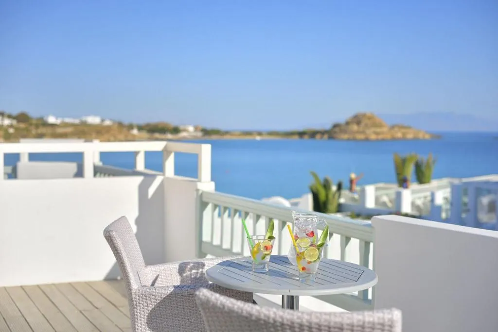 DOUBLE EXECUTIVE KING BED Room, Petinos Hotel, Mykonos