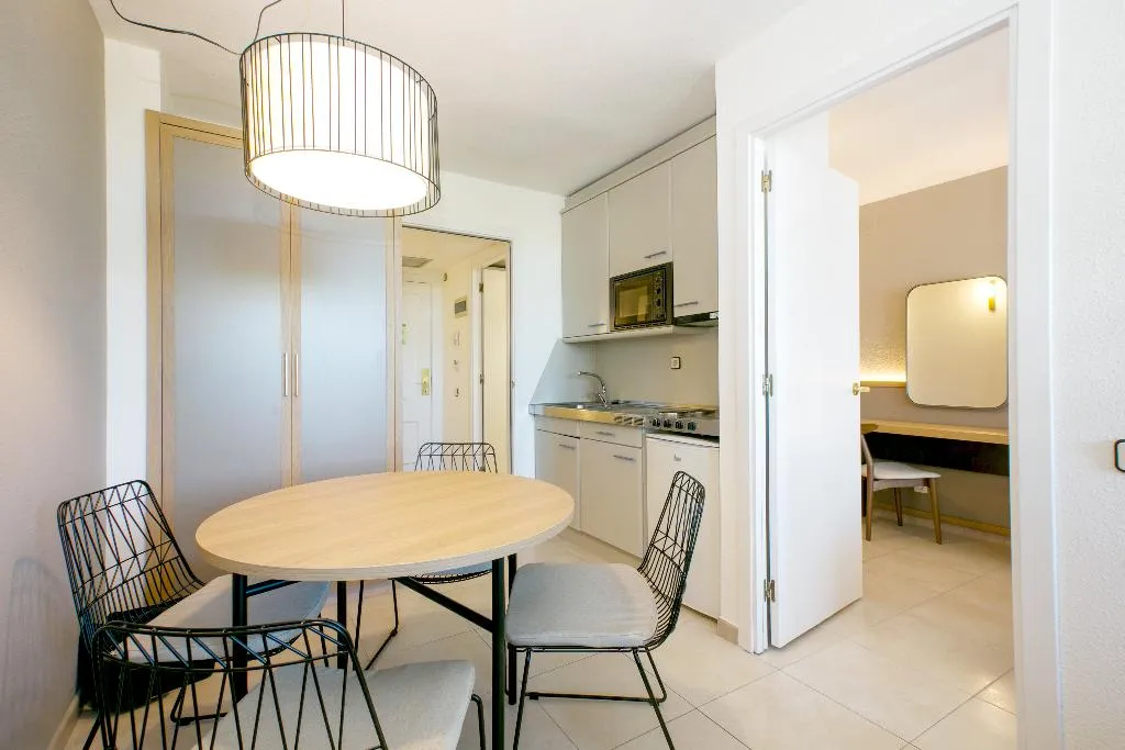 APARTMENT STANDARD Room, Ponient Dorada Palace by PortAventura World, Costa Dorada