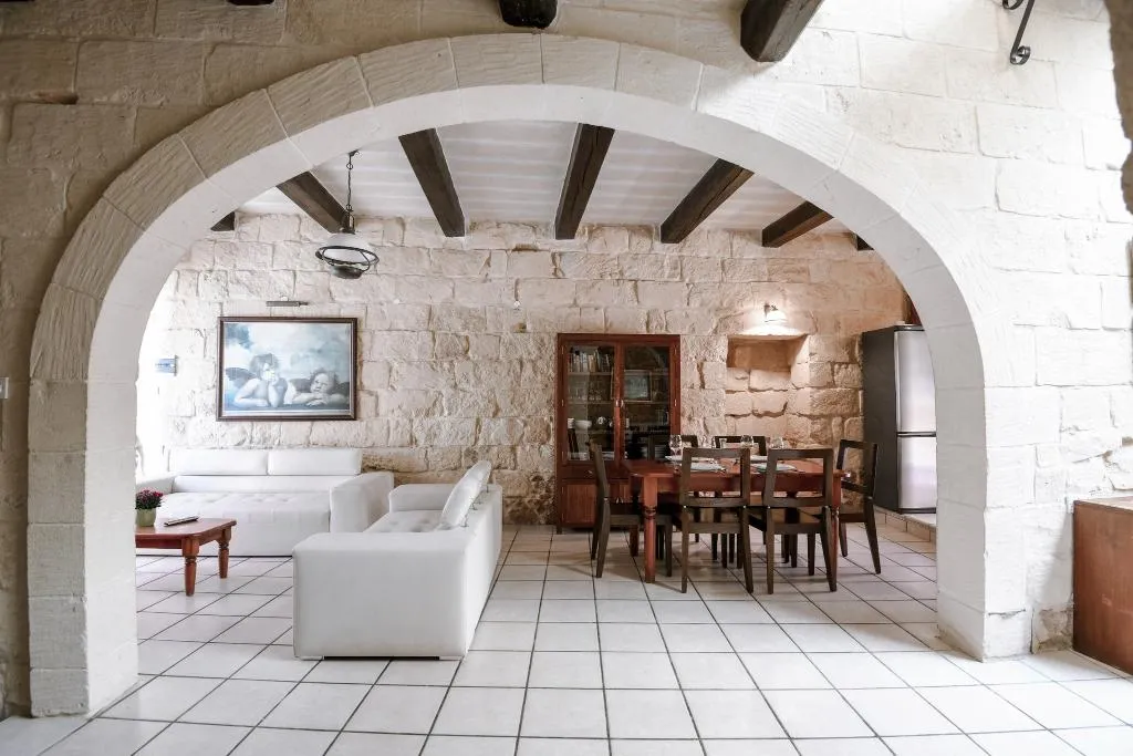 VILLA WITH PRIVATE POOL Room, Abraham's Gozo Farmhouses, Gozo