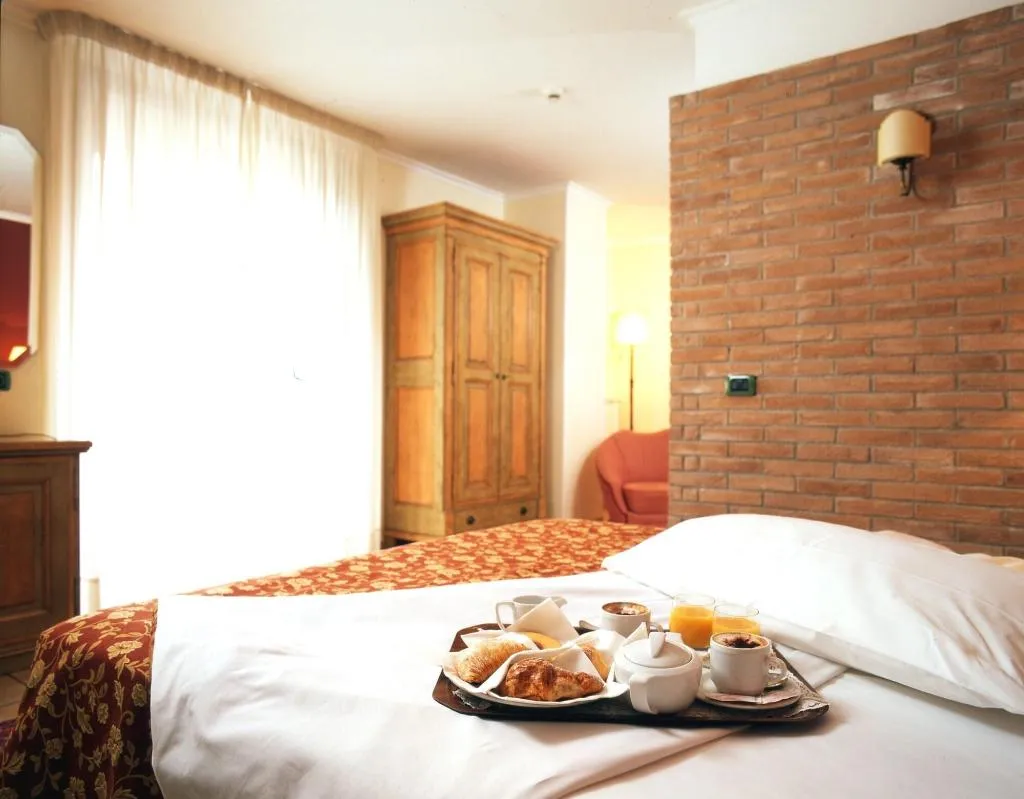 Room, Hotel Santa Caterina, Naples