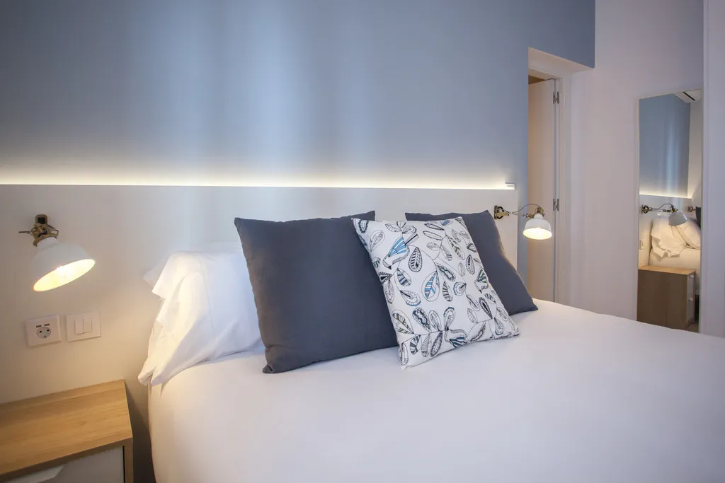 APARTMENT ONE BEDROOM Room, Apartment in Malasaña, Madrid