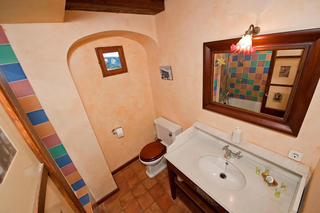 Room, D'Es Puig, Majorca