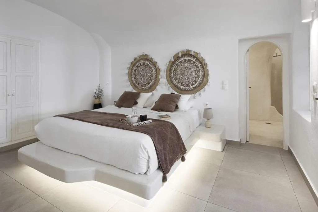 Room, Nano Suites, Santorini