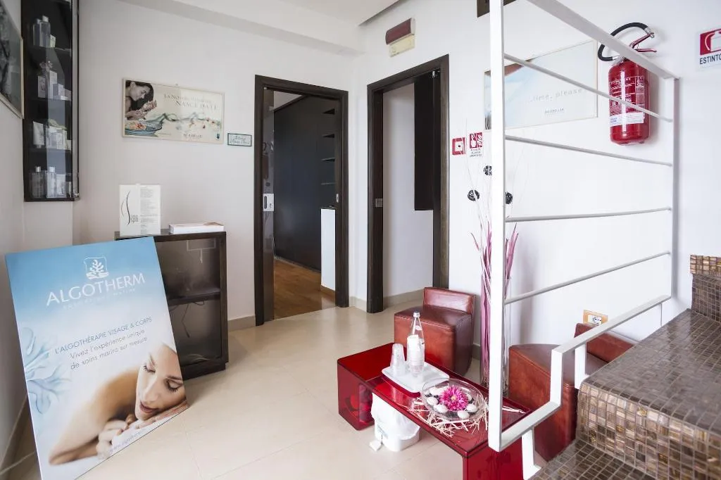 Sports and Entertainment, Hotel Cetus, Naples