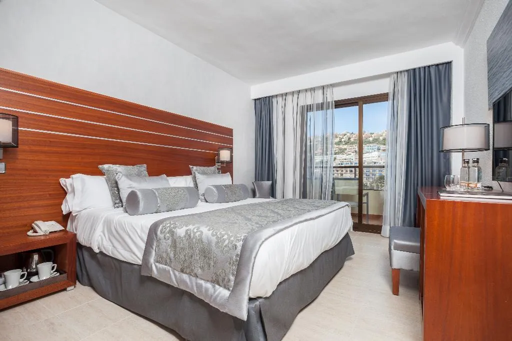 DOUBLE SINGLE USE SIDE SEA VIEW Room, Zafiro Rey Don Jaime, Majorca