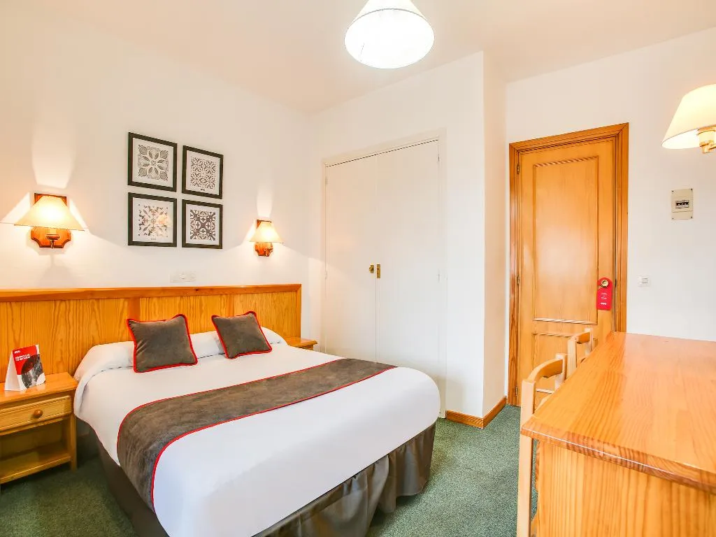 TRIPLE STANDARD Room, Hostal La Posada, Madrid