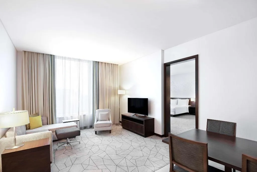 DOUBLE KING BED NON SMOKING Room, Hyatt Place Dubai Baniyas Square, Dubai