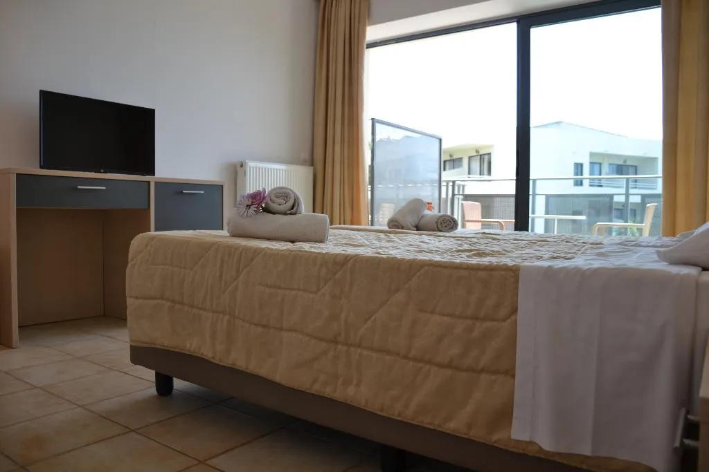 Room, Dassia Holiday Club, Corfu
