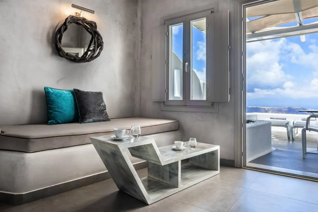 JUNIOR SUITE WITH JACUZZI Room, Kasimatis by La Perla, Santorini