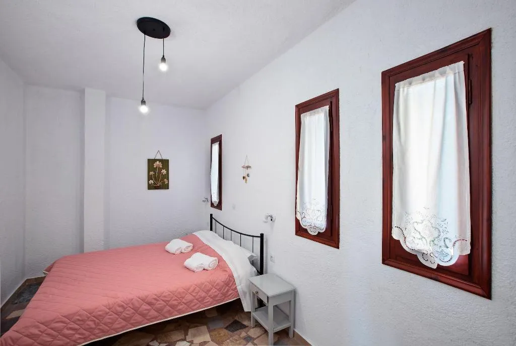 Room, New Aurora Apts Studios, Crete
