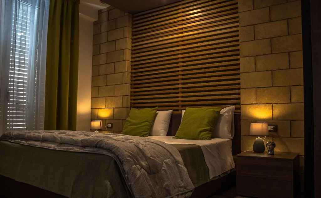 Room, Mongibello B&B, Palermo