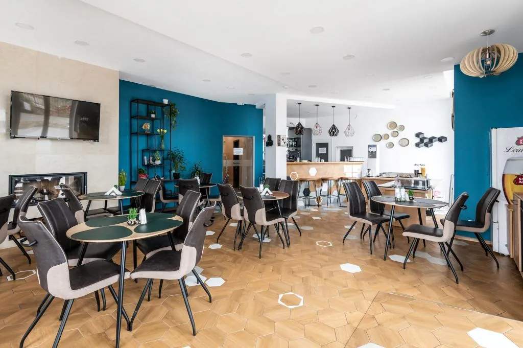 Restaurant, Samara, Varna