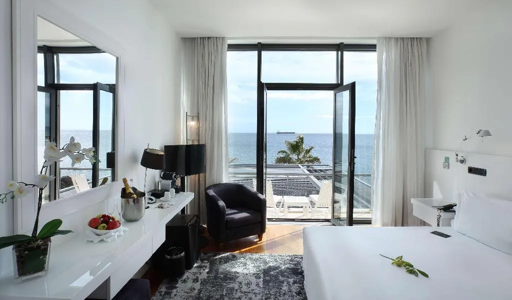 Room, Hotel Farol, Lisbon