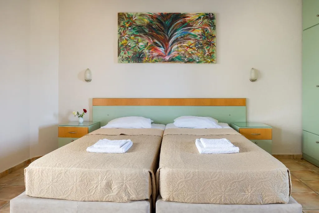 STUDIO STANDARD Room, Nireas Hotel, Crete