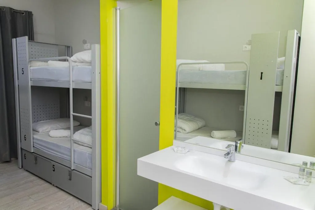 TWIN BUNK BED Room, BcnSportHostels, Barcelona