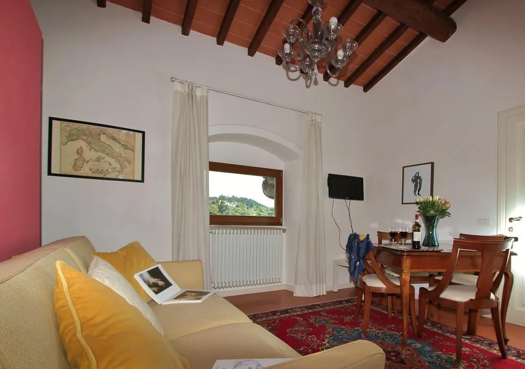 APARTMENT CAPACITY 3 ONE BEDROOM Room, Florence View Apartments, Florence