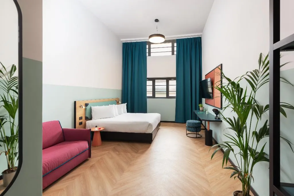 DOUBLE CLASSIC Room, Cx Milan Bicocca, Milan
