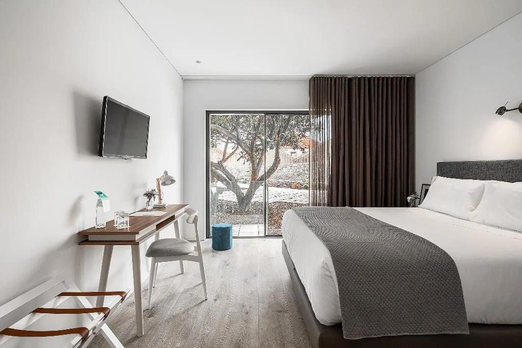 DOUBLE CLASSIC Room, Caleway Hotel, Porto