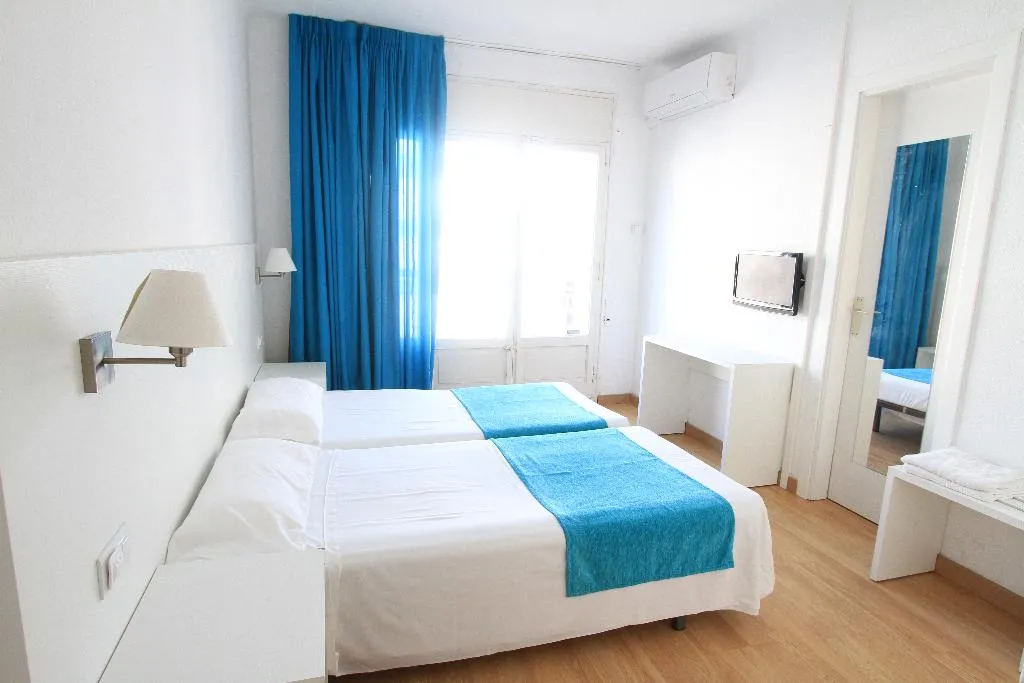Room, Villa Garbi, Costa Brava
