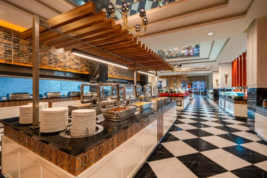 Restaurant, Royal Garden Beach Hotel, Antalya