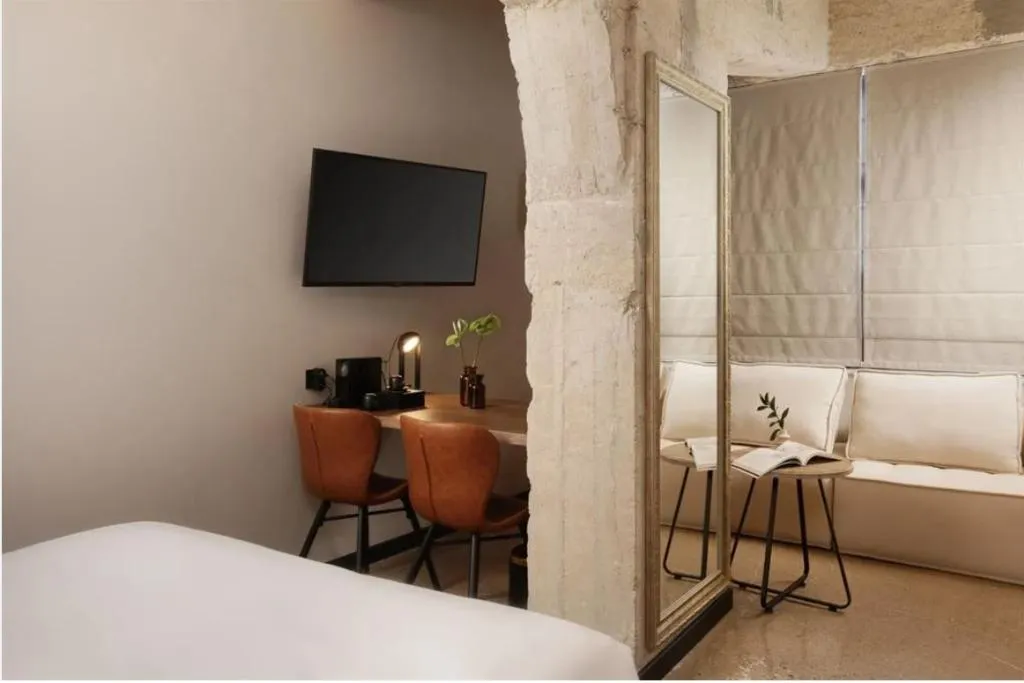 STUDIO STANDARD Room, Anise Aluma Athens, Tapestry Collection by Hilton, Athens