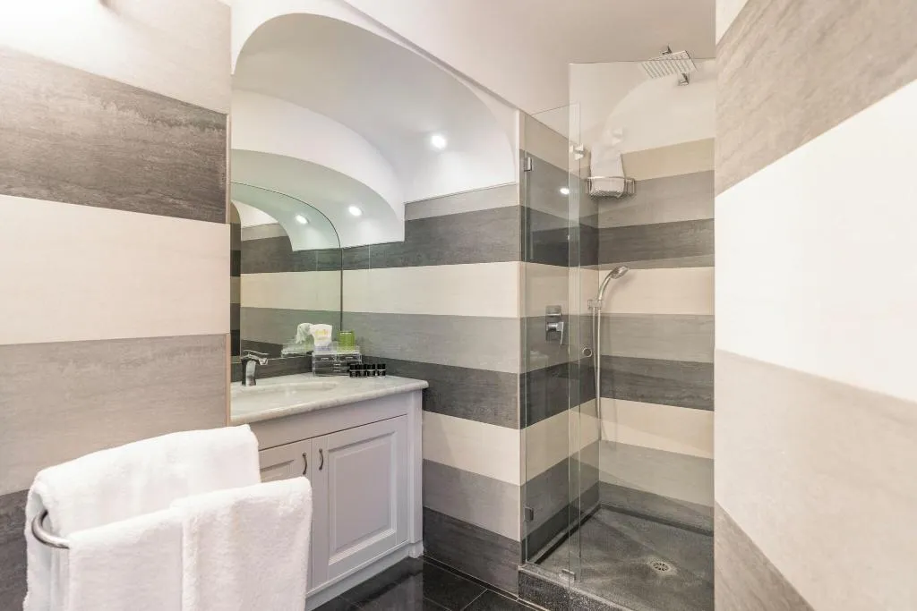 TWIN SEA VIEW WITH BALCONY Room, Villa Magia, Naples