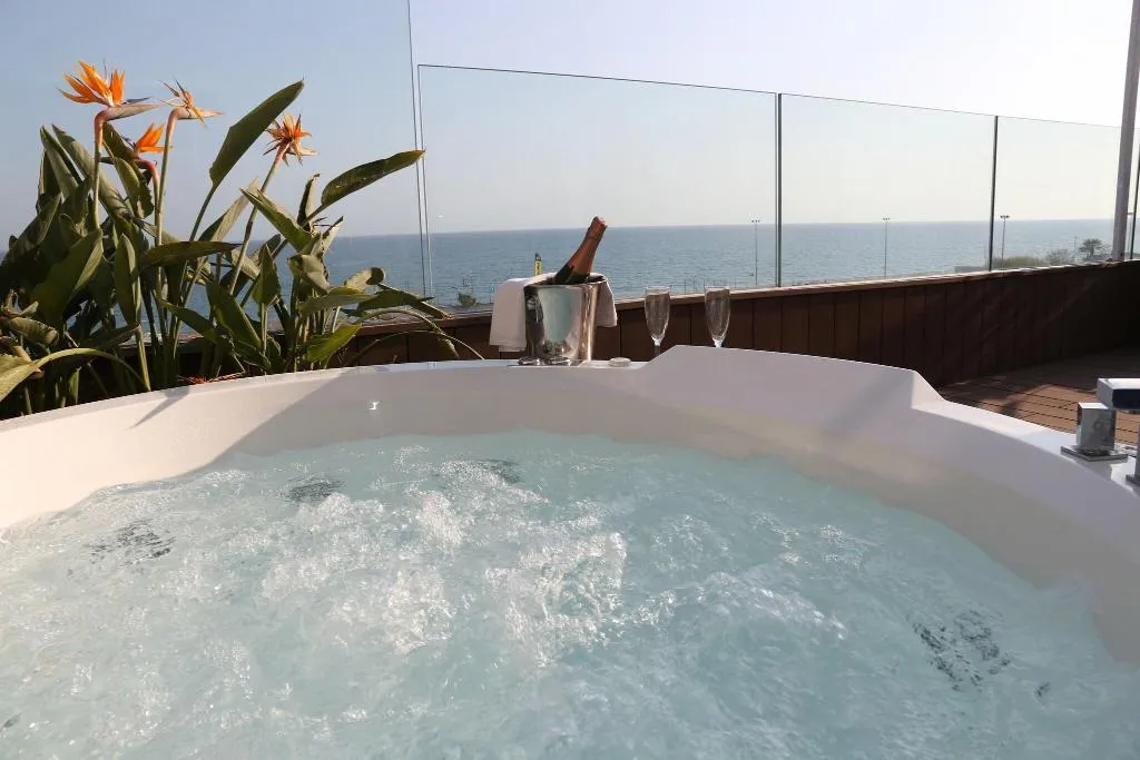 DOUBLE DELUXE Room, Volga, Costa Brava