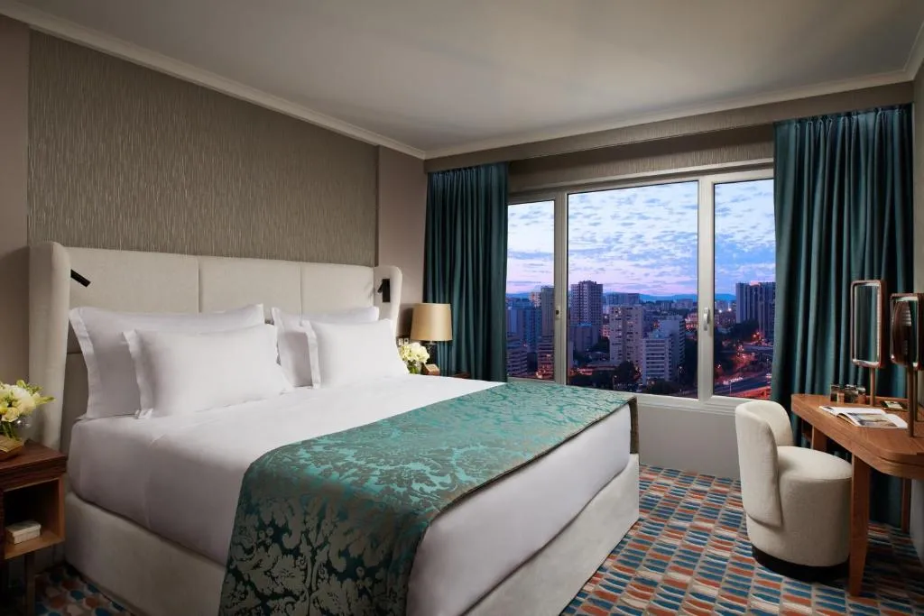 SUITE STANDARD Room, Corinthia Lisbon, Lisbon