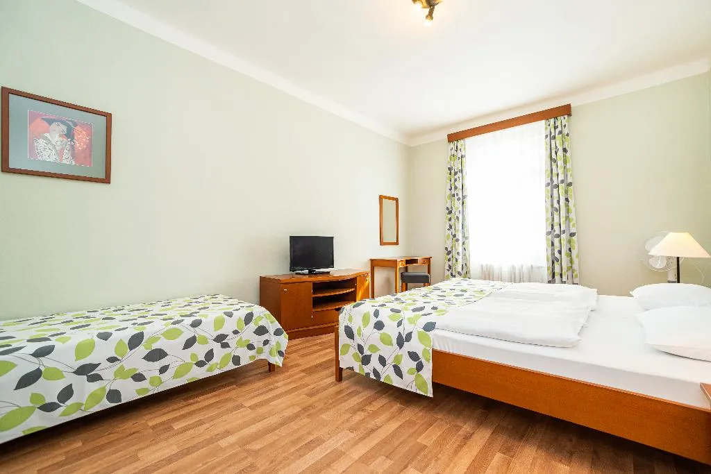 JUNIOR SUITE STANDARD Room, Orion, Prague