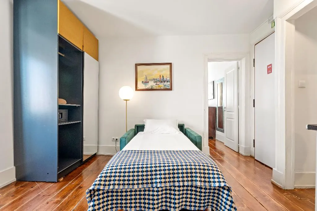 TRIPLE STANDARD Room, Casa Do Jasmim By Shiadu, Lisbon