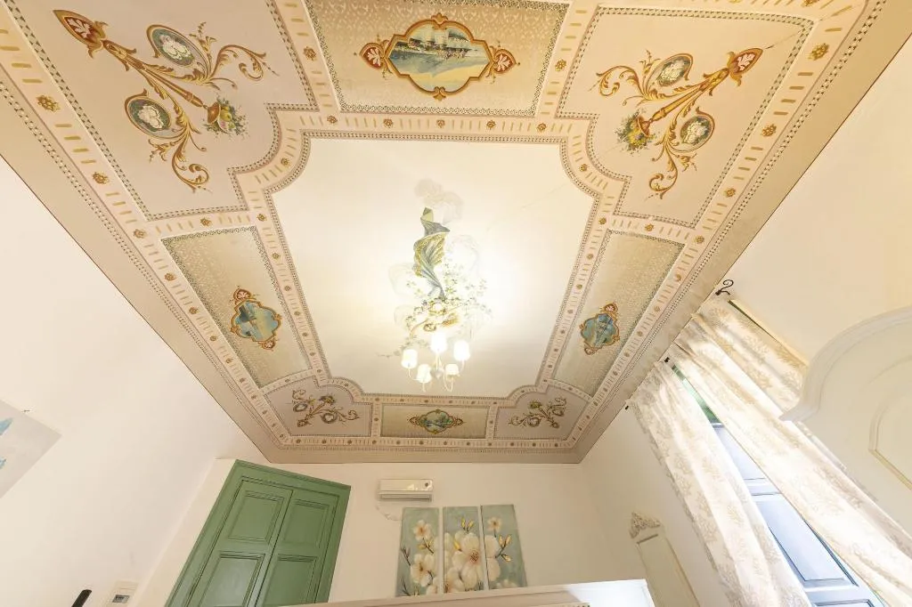 Room, Palazzo Villelmi, Palermo
