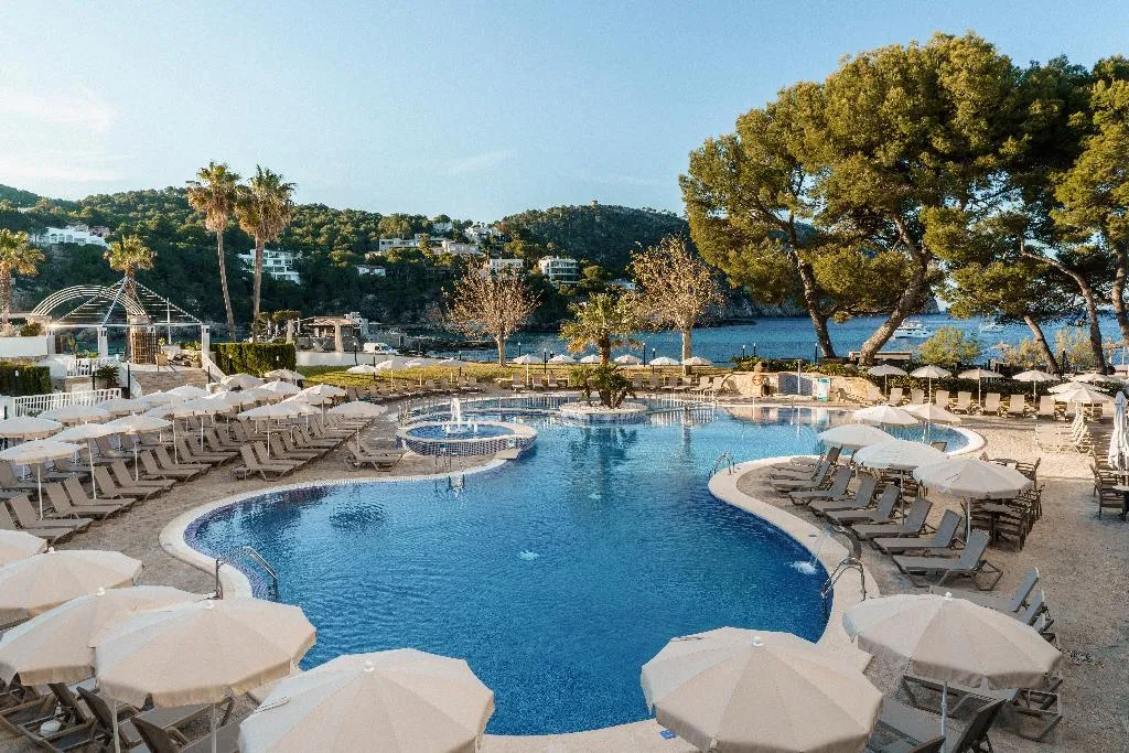 Pool, Alua Gran Camp de Mar Hotel, Majorca
