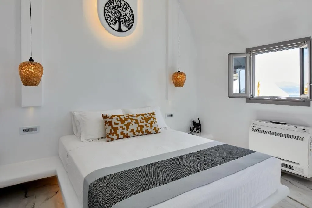 Room, Allure Breeze Suites, Santorini