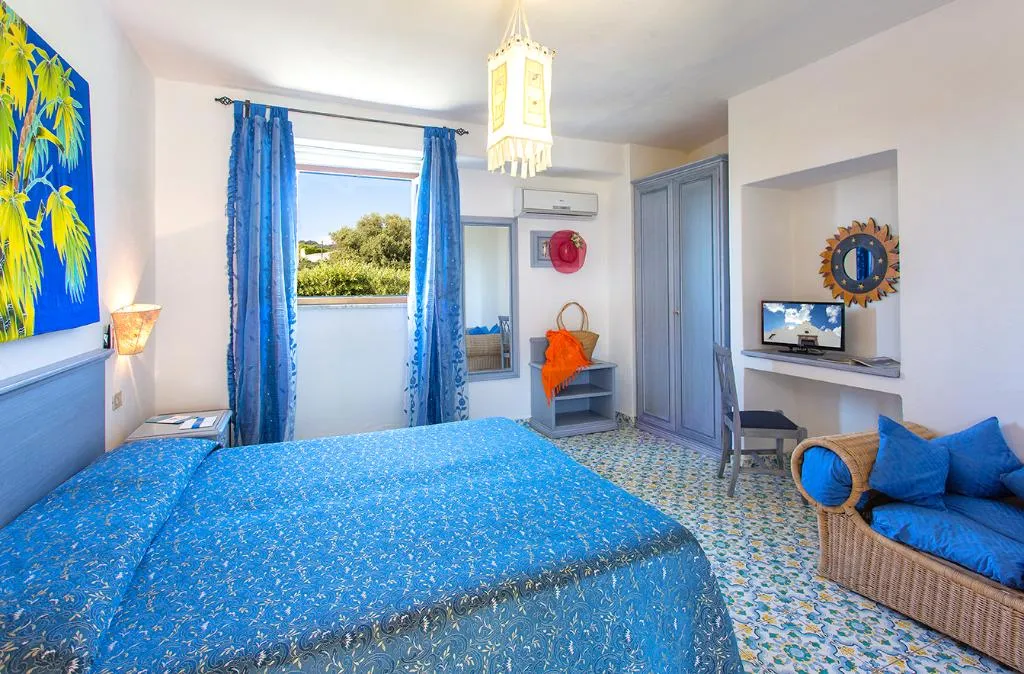 Room, La Scogliera, Naples