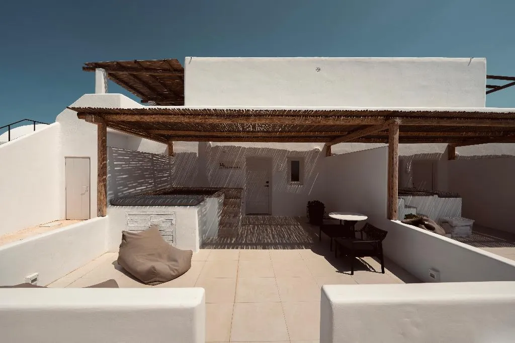 DOUBLE DELUXE WITH PRIVATE POOL Room, Rocabella Santorini Hotel & Spa, Santorini