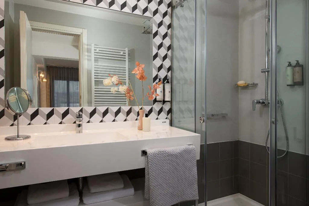 Double or Twin WITH BALCONY Room, The Urban Nest Athens - Suites & Apartments, Athens