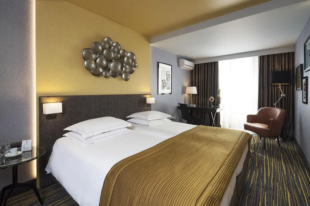 Room, President, Athens