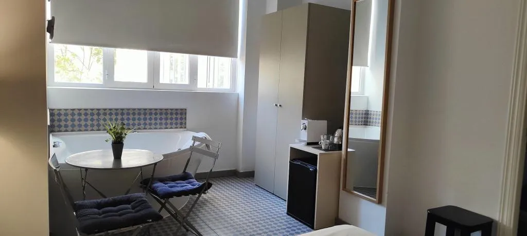 DOUBLE WITH JACUZZI Room, San Lorenzo Boutique Hotel, Valencia