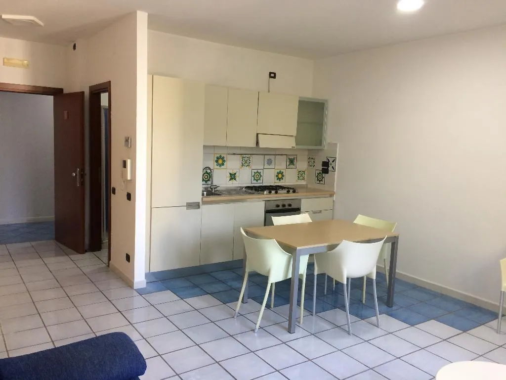 APARTMENT STANDARD Room, Mediterranea Hotel and Convention Center, Naples