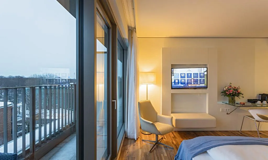 DOUBLE PREMIUM WITH VIEWS Room, Pestana Berlin Tiergarten City Hotel, Berlin