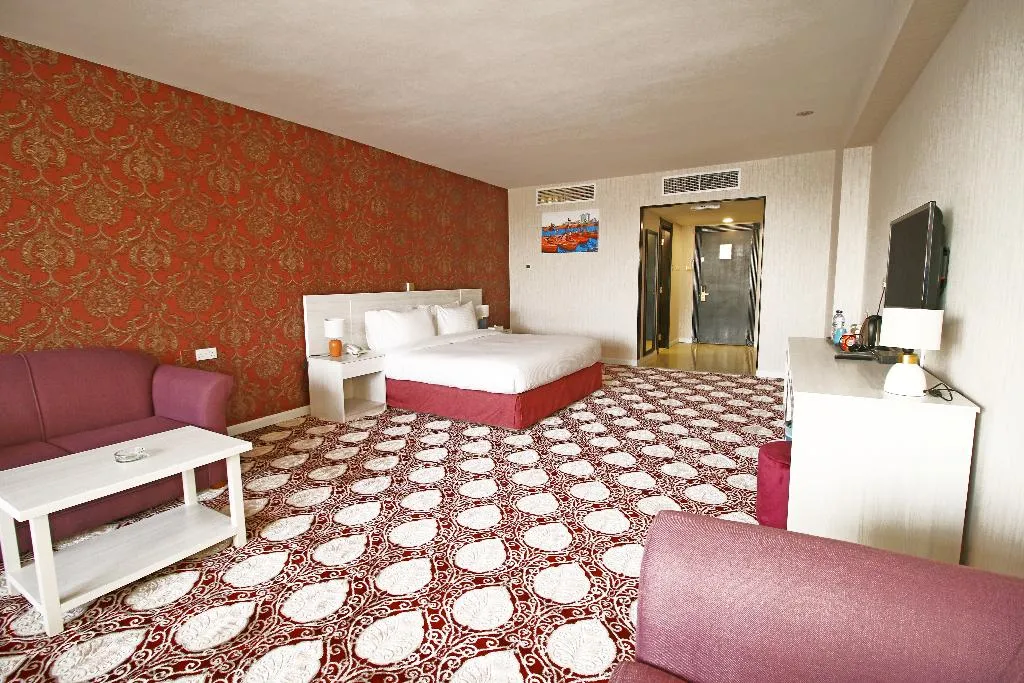 JUNIOR SUITE STANDARD Room, The George Hotel by Saffron Dubai Creek, Dubai