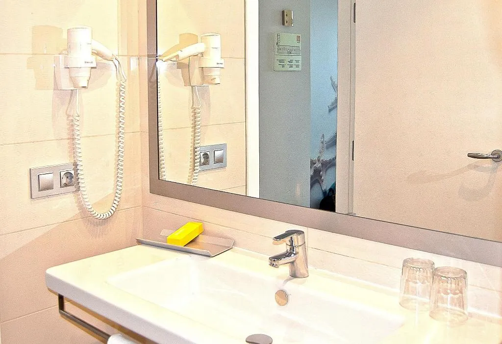 DOUBLE TWO BEDS Room, BQ Delfin Azul, Majorca