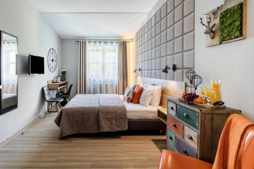 Room, Art & Garden Residence, Krakow